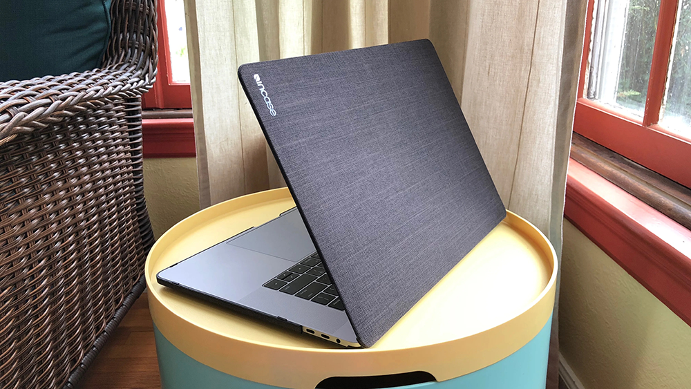 Incase Textured Hardshell in Woolenex for MacBook Pro 14-inch (2021) - Graphite